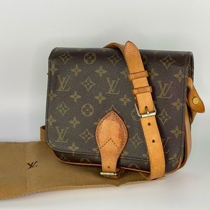 Auth Louis Vuitton Cartouchiere MM Shoulder Bag